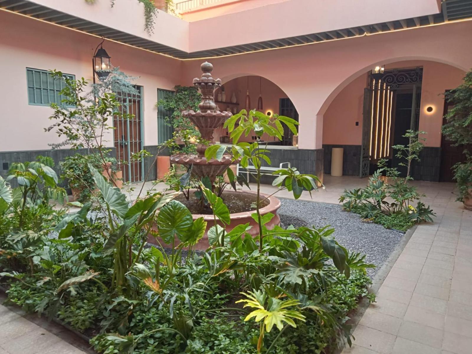 Hotel Libertad 1416 Guadalajara Bagian luar foto